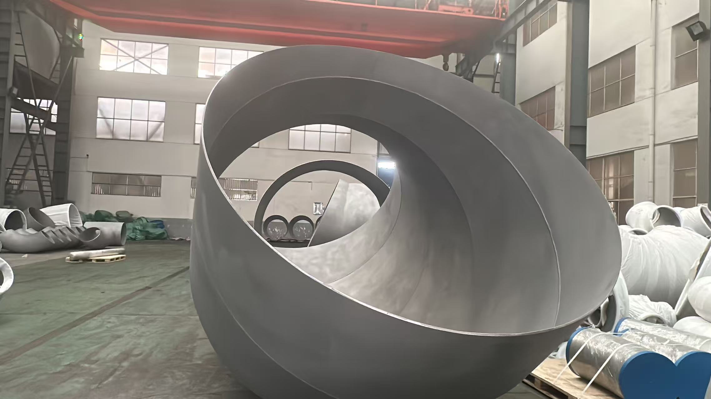 Ano ang Butt Weld Equal Tees at Paano Ito Ginagamit sa Piping?